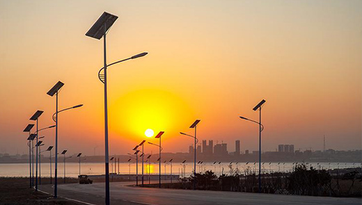 Split solar street lights